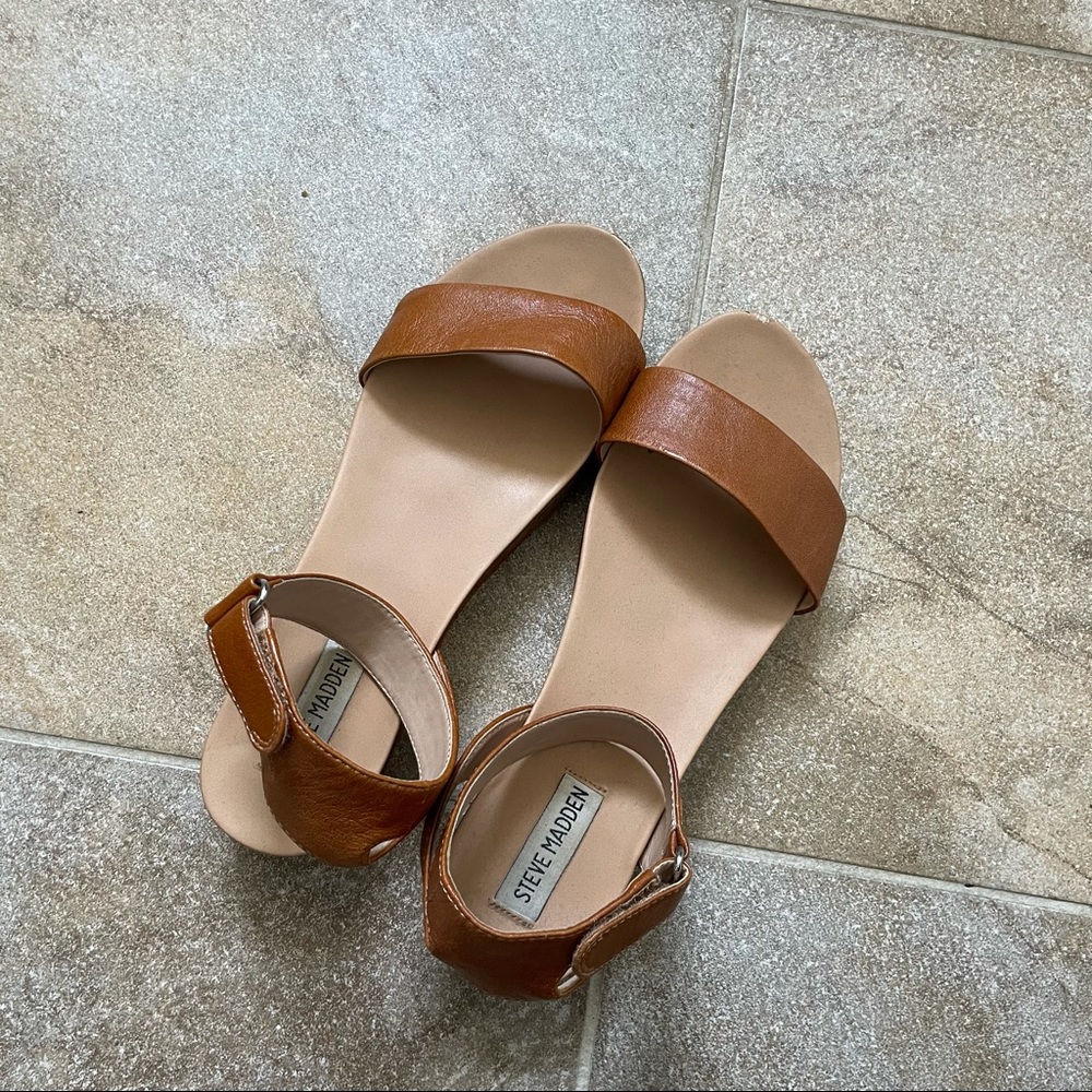 steve madden platform sandals